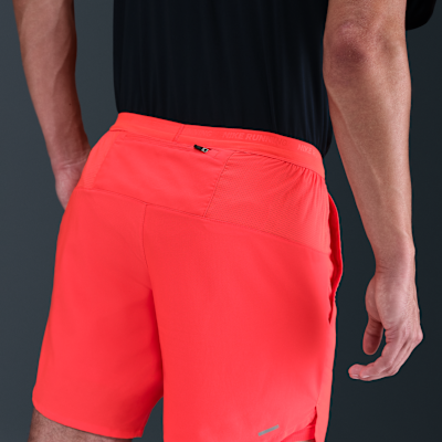 Nike Stride Pantalón corto de running 2 en 1 Dri-FIT de 18 cm - Hombre