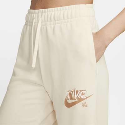 Nike Sportswear Club Fleece Women's Mid-Rise Wide-Leg French Terry Graphic Pants