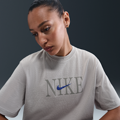 Nike Sportswear Essential Women's Boxy T-Shirt