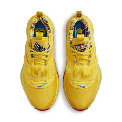 Freak 3 Basketball Shoes