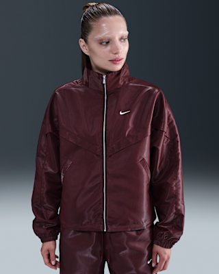Женская куртка Nike Sportswear Windrunner Shine для бега