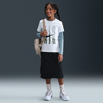 Nike Sportswear Older Kids' T-Shirt
