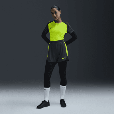 Nike Strike Dri-FIT Fußballshorts für Damen