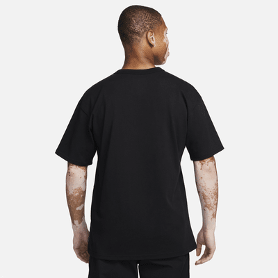 Nike Sportswear Premium Essentials Men's Pocket T-Shirt