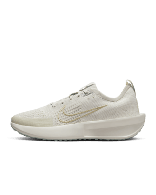 Женские кроссовки Nike Interact Run Road для бега