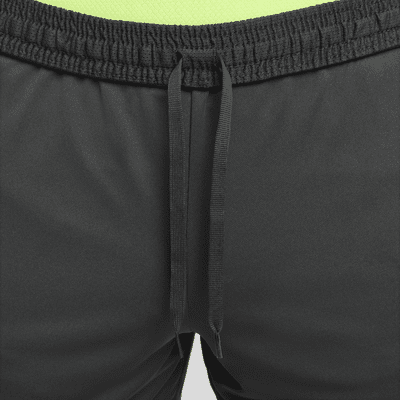 Nike Dri-FIT Academy Dri-FIT voetbalshorts voor heren