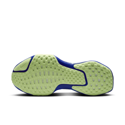 Tenis de correr en pavimento para hombre Nike Invincible 3