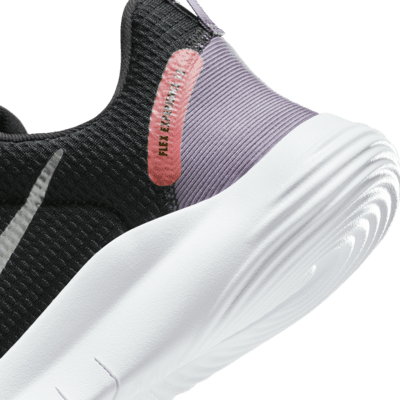 Tenis de correr en carretera para mujer (extraancho) Nike Flex Experience Run 12