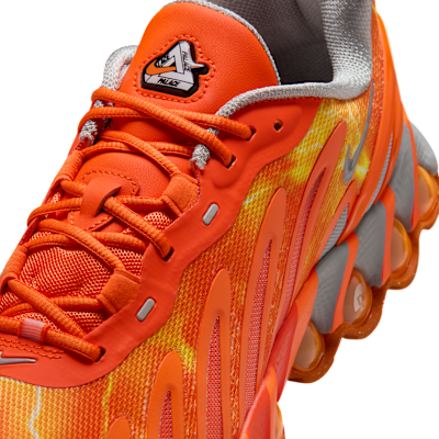 ナイキ エア マックス Dn8 x パレス メンズシューズ