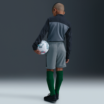 Shorts de fútbol Dri-FIT de 18 cm para niños talla grande Nike Academy