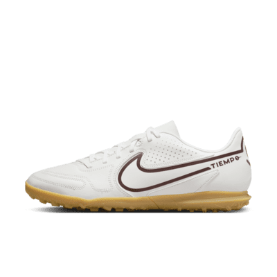 nike white indoor soccer shoes