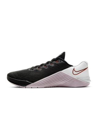 Nike Metcon 5 女款訓練鞋。Nike TW