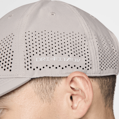 Nike Dri-FIT ADV Club Structured Swoosh Cap