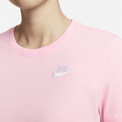 Nike Sportswear Club Essentials Women's T-Shirt