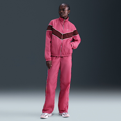 Veste à zip tissée ample UV Nike Windrunner pour femme