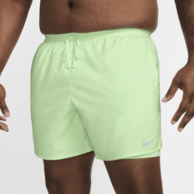 Shorts de running 2 en 1 Dri-FIT de 18 cm para hombre Nike Stride