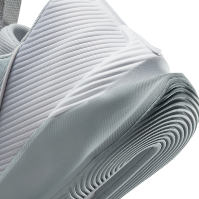 Nike G.T. Jump Academy Basketball Shoes