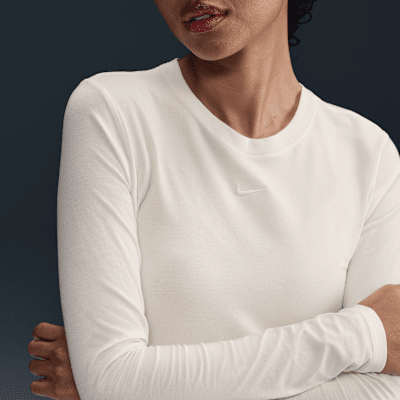 Nike Sportswear Chill Knit Women's Slim Long-Sleeve Cropped Top