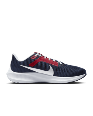 Nike Men's Pegasus 40 (NFL New England Patriots) Road Running Shoes in Grey, Size: 13 | DZ5987-001