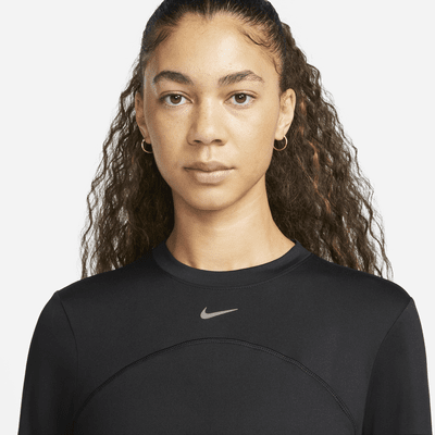 Damska koszulka z półokrągłym dekoltem do biegania Nike Dri-FIT Swift UV