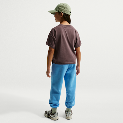 Nike Sportswear Essential Older Kids' (Girls') T-Shirt