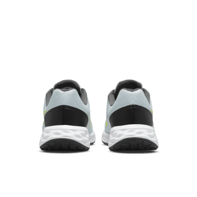 Tenis de correr en pavimento para hombre Nike Revolution 6