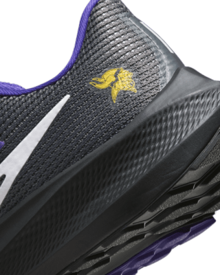 Unisex Minnesota Vikings Nike Black Zoom Pegasus 38 Running Shoe