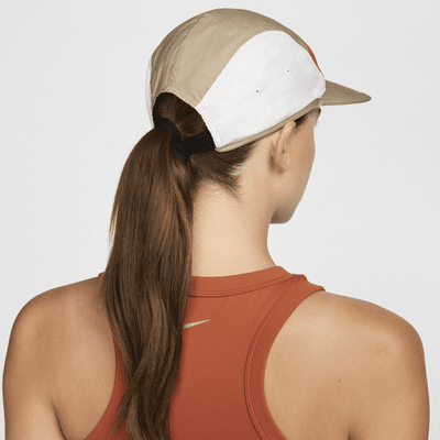 Nike Dri-FIT Fly ongestructureerde Swoosh pet