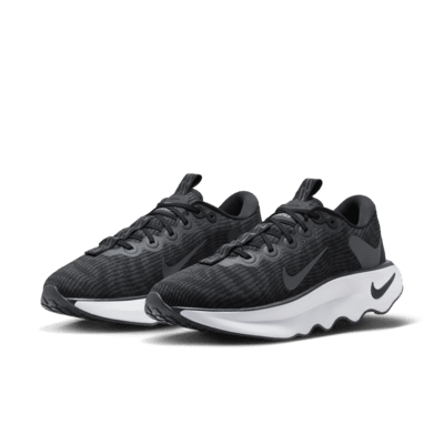 Tenis de caminata para hombre Nike Motiva