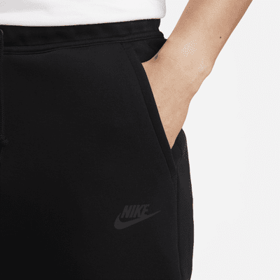 กางเกงจ๊อกกิ้งผู้ชายทรงเข้ารูป Nike Sportswear Tech Fleece