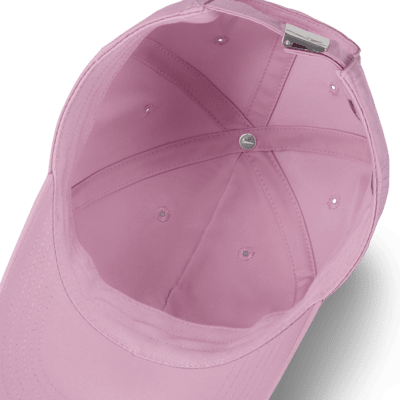 Cappello destrutturato con Swoosh in metallo Nike Dri-FIT Club – Bambini