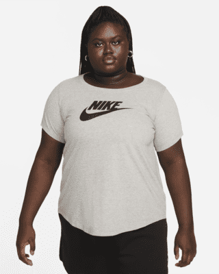 Женская футболка Nike Sportswear Essentials Logo (Plus Size)