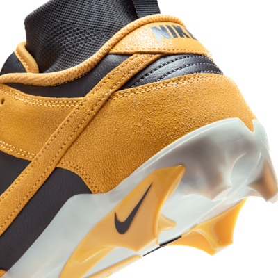 Tacos de fútbol americano Nike Alpha Menace 4 Dunk SE