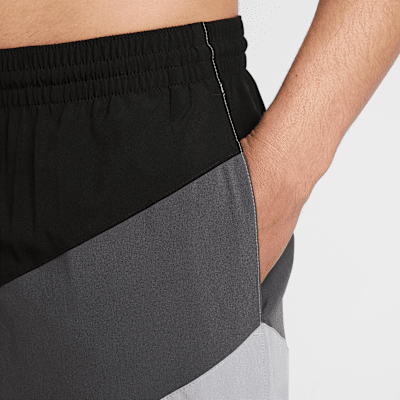 Shorts de vóleibol de 23 cm con ropa interior tipo bóxer para hombre Nike Swim