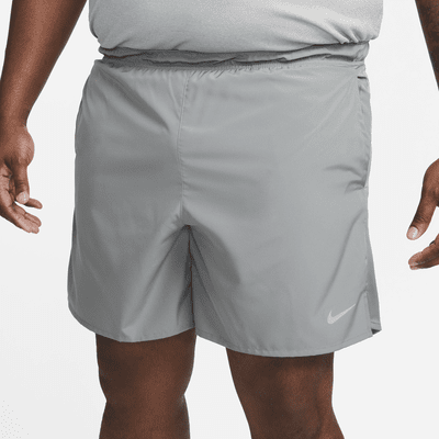 Shorts de running con forro de ropa interior Dri-FIT de 18 cm para hombre Nike Challenger