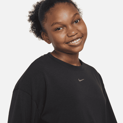 popular female nike shoes