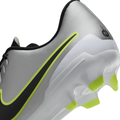 Nike Tiempo Legend 10 Club Multi-Ground Low-Top Soccer Cleats