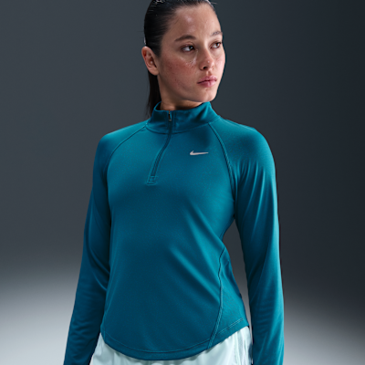 Playera de running Dri-FIT de cierre de 1/4 para mujer Nike Tempo Swoosh Run