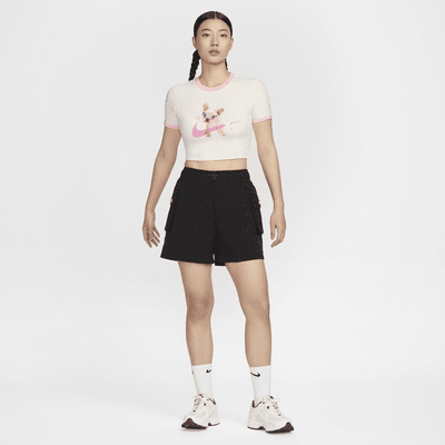 Nike Sportswear 女款合身短版 T 恤