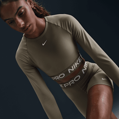 Nike Pro Women's Dri-FIT Cropped Long-Sleeve Top