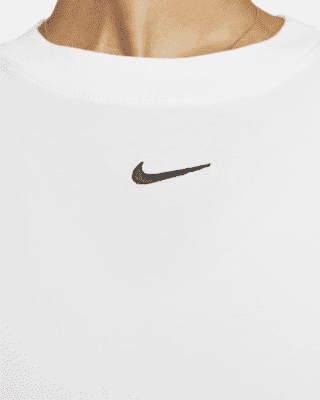 nike basic tee
