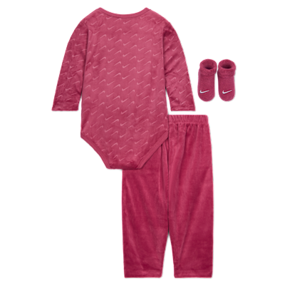 Nike Baby (0–9M) 3-Piece Velour Swoosh Boxed Set