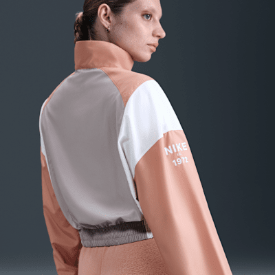 Nike Sportswear Women's Woven Lightweight 1/4-Zip Jacket