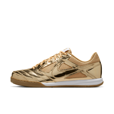 Nike Gato LV8