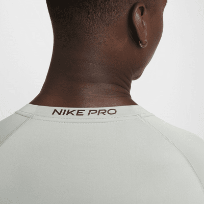 Haut de fitness ajusté à manches longues Dri-FIT Nike Pro pour homme