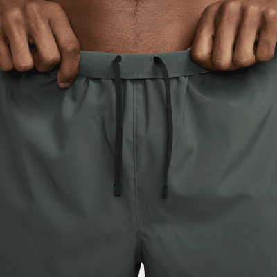 Nike Challenger Dri-FIT-Laufshorts mit Futter für Herren (ca. 12,5 cm)