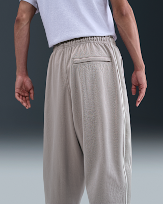 Nike Sportswear Club