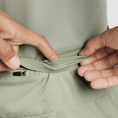 Shorts de correr Dri-FIT de 18 cm con forro de ropa interior para hombre Nike Stride