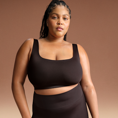 NikeSKIMS Shine Women's Scoop-Neck Bra Top