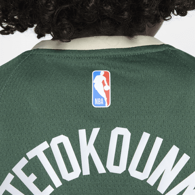 Dres Nike NBA Swingman Milwaukee Bucks 2023/24 Icon Edition pro větší děti